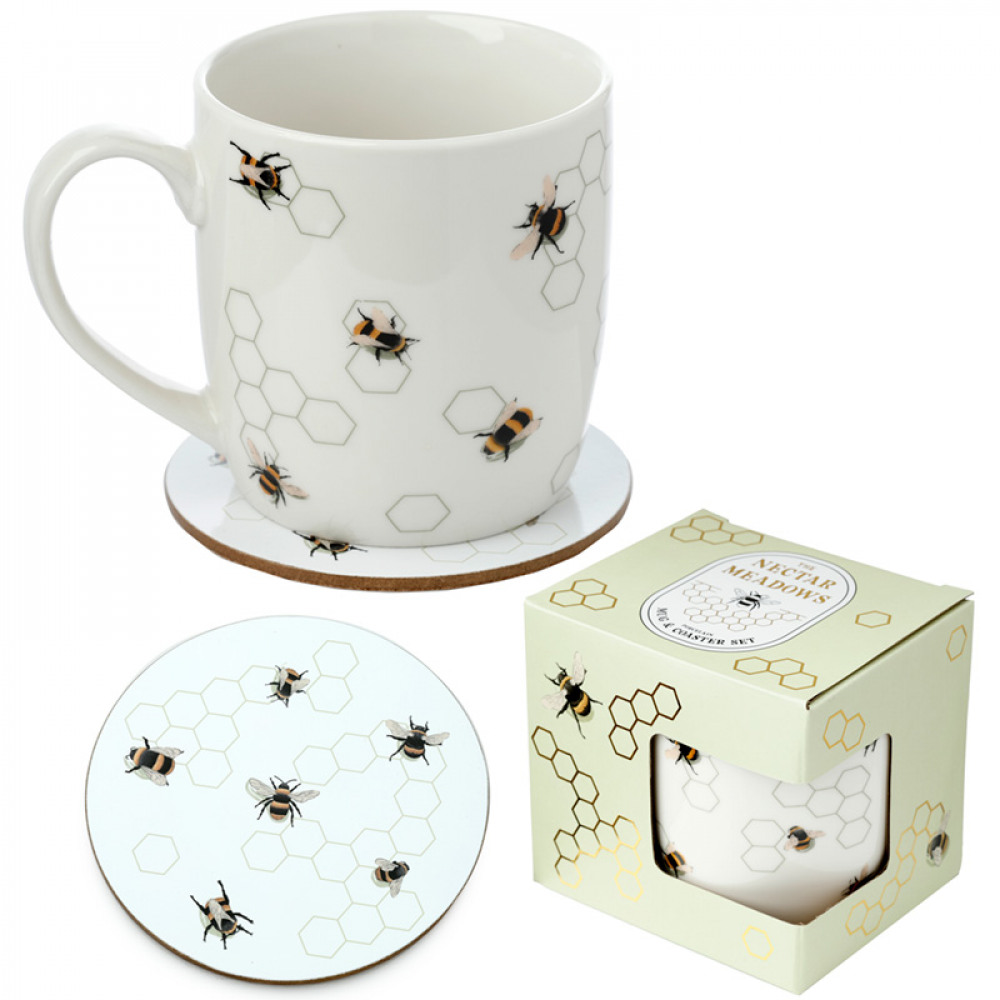 Porzellanbecher mit Untersetzer