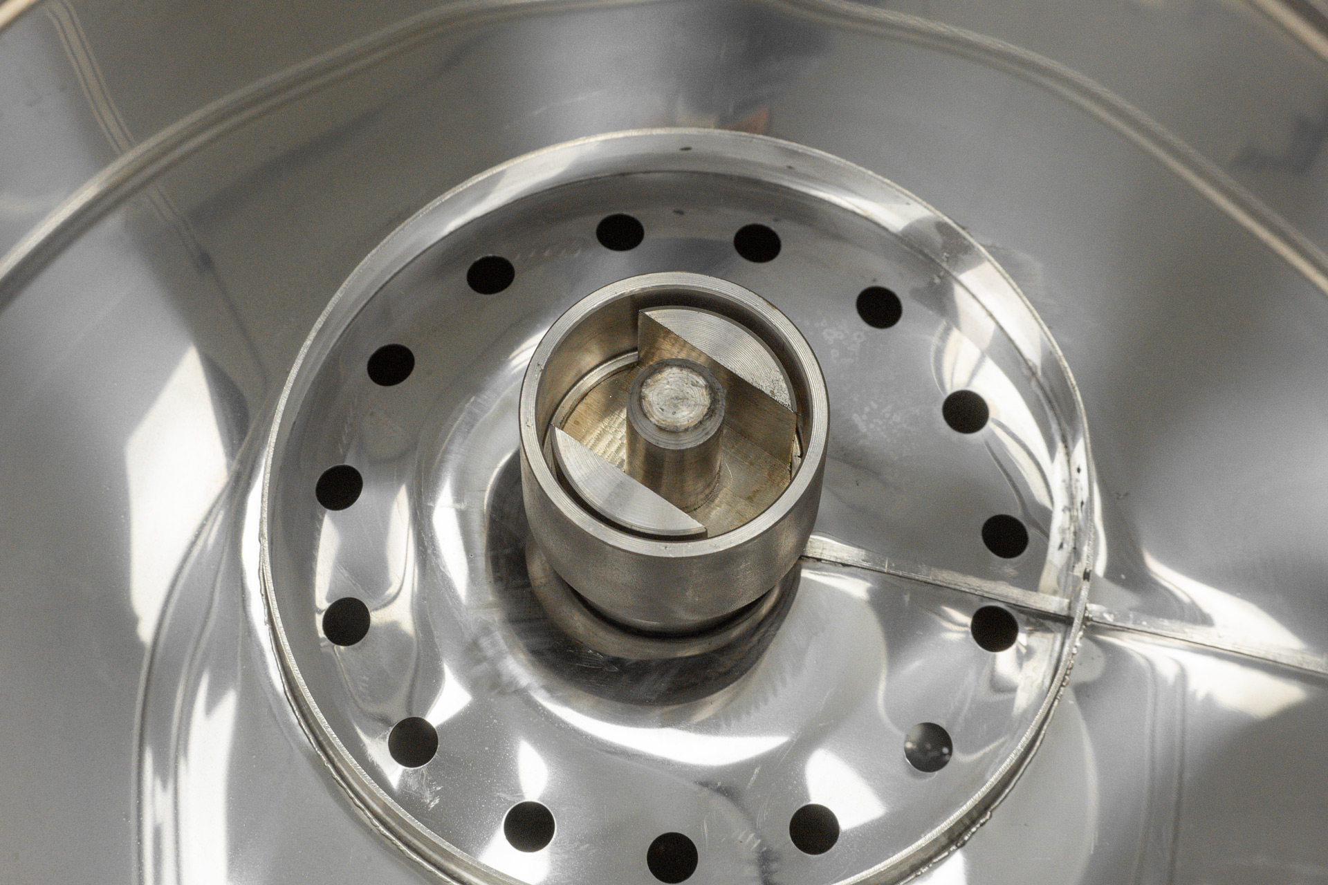 HOBBEE®Wachsschmelz Zentrifuge ISOLIERT