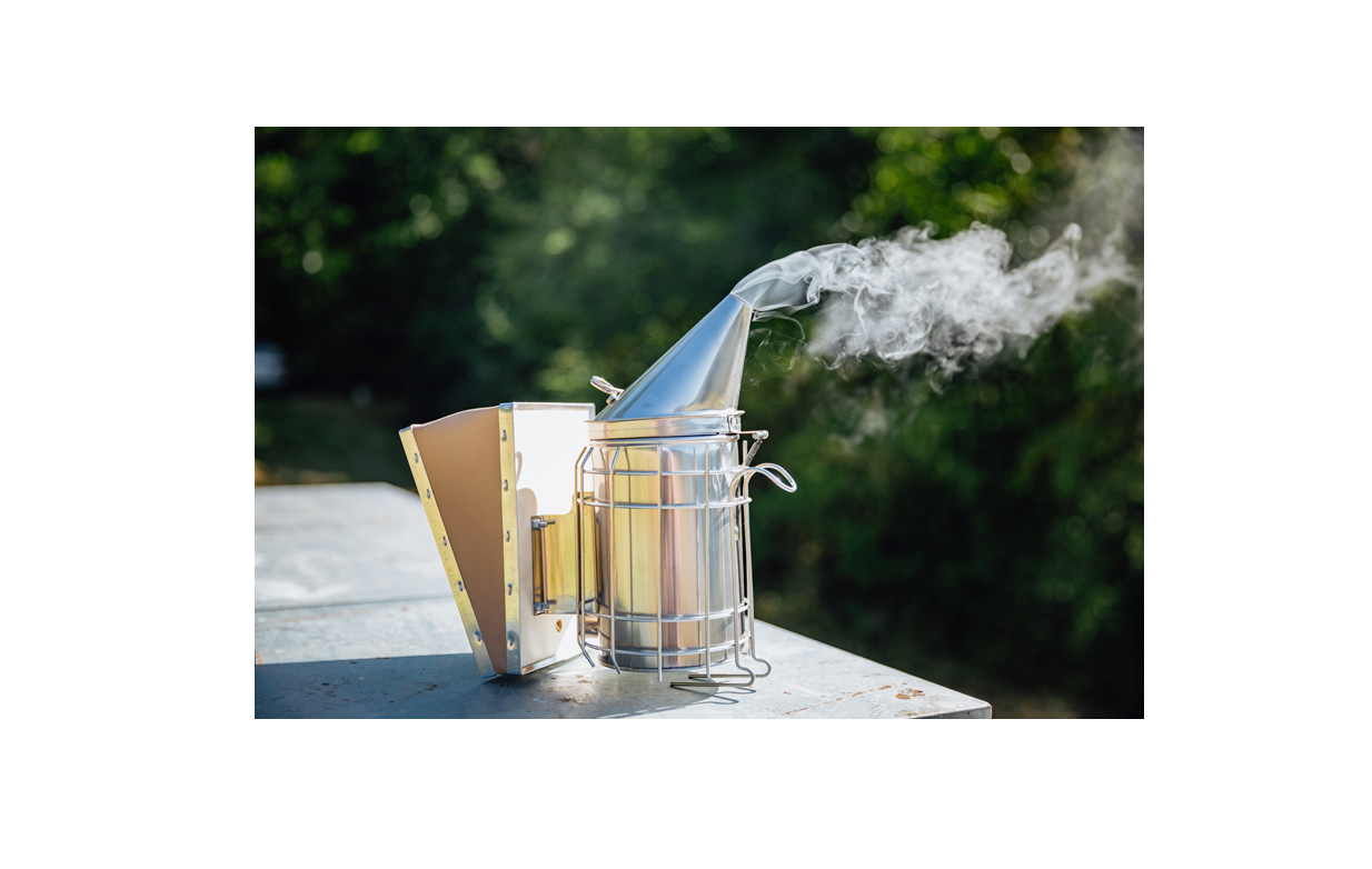 Smoker und Bienenabwehr